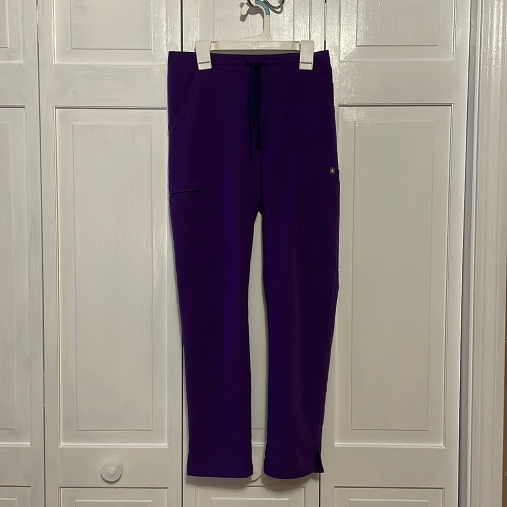 FIGS Digital Grape yola skinny size XXSP